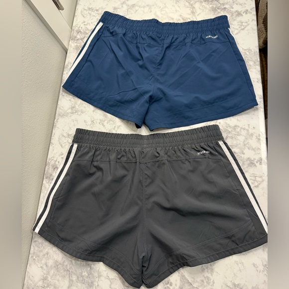 Adidas Primegreen 2 Womens Size Large Gray & Navy Running Gym Shorts Aeroready - Picture 3 of 13